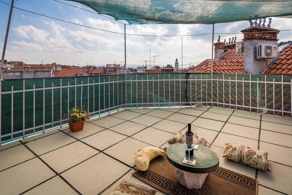 سبليت Guest House Roman Horizon الغرفة الصورة