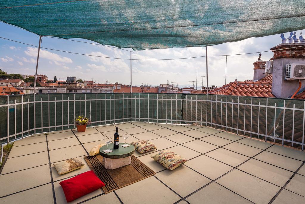 سبليت Guest House Roman Horizon الغرفة الصورة