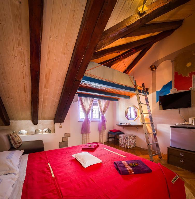 سبليت Guest House Roman Horizon الغرفة الصورة