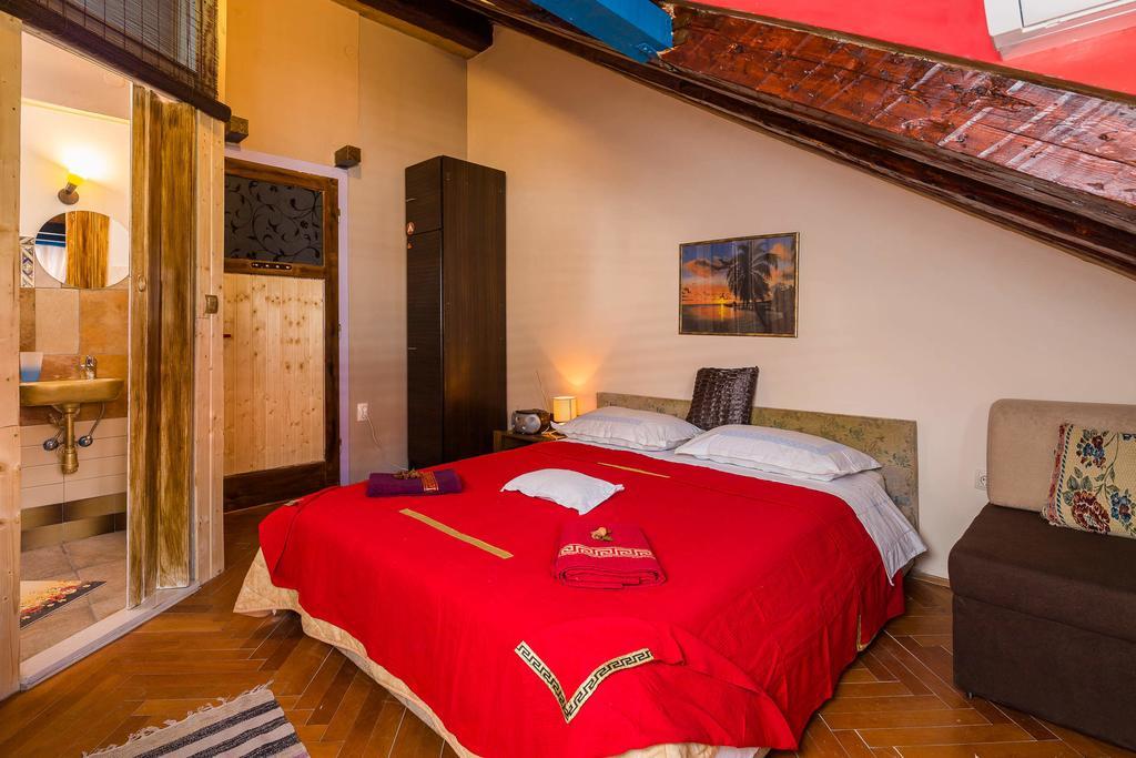 سبليت Guest House Roman Horizon الغرفة الصورة