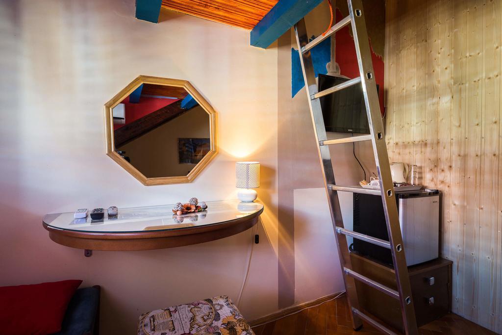 سبليت Guest House Roman Horizon الغرفة الصورة