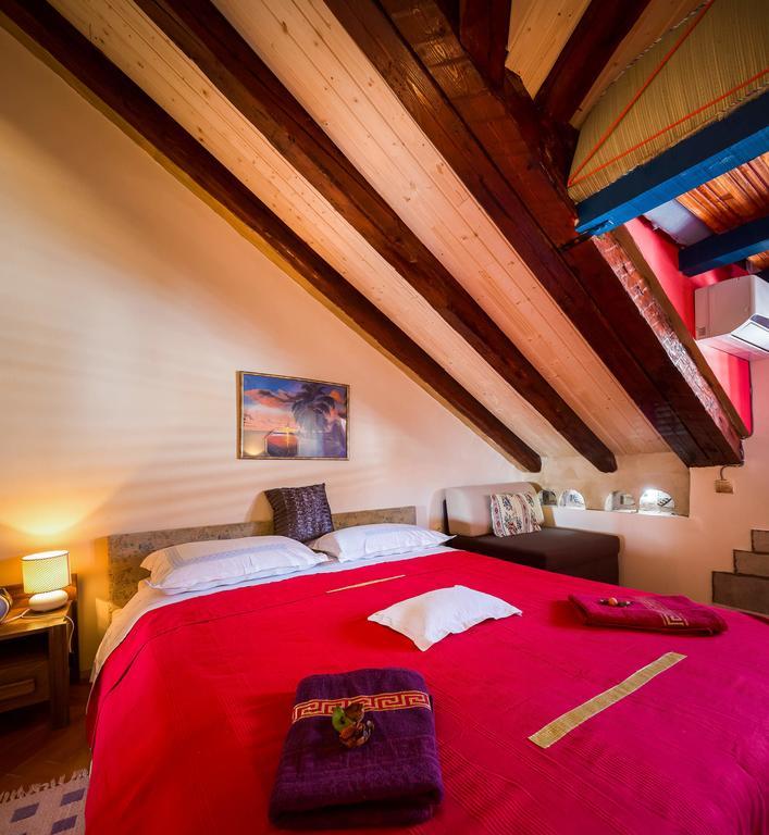 سبليت Guest House Roman Horizon الغرفة الصورة