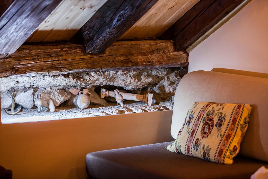 سبليت Guest House Roman Horizon الغرفة الصورة