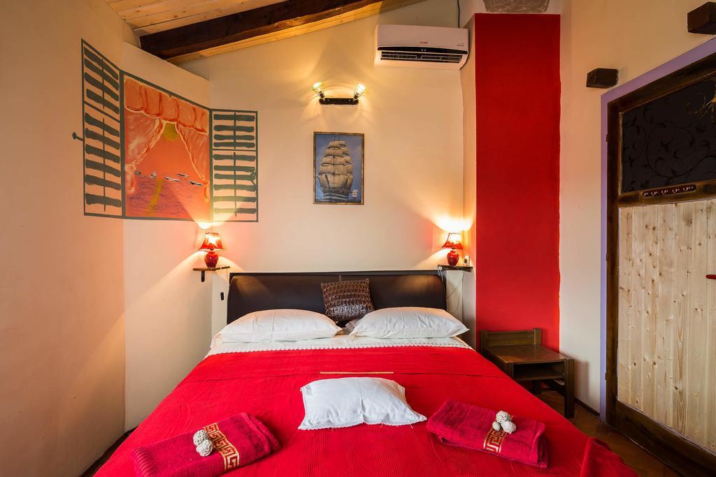 سبليت Guest House Roman Horizon الغرفة الصورة